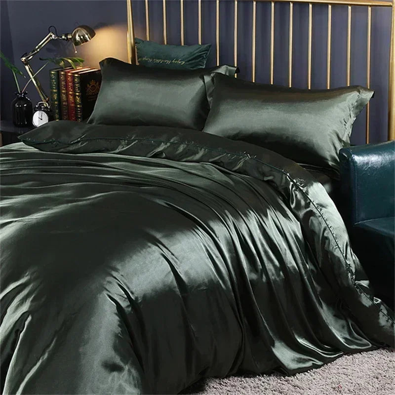 DecorBites™ Luxury Mulberry Silk Bedding Set - Queen/King Size